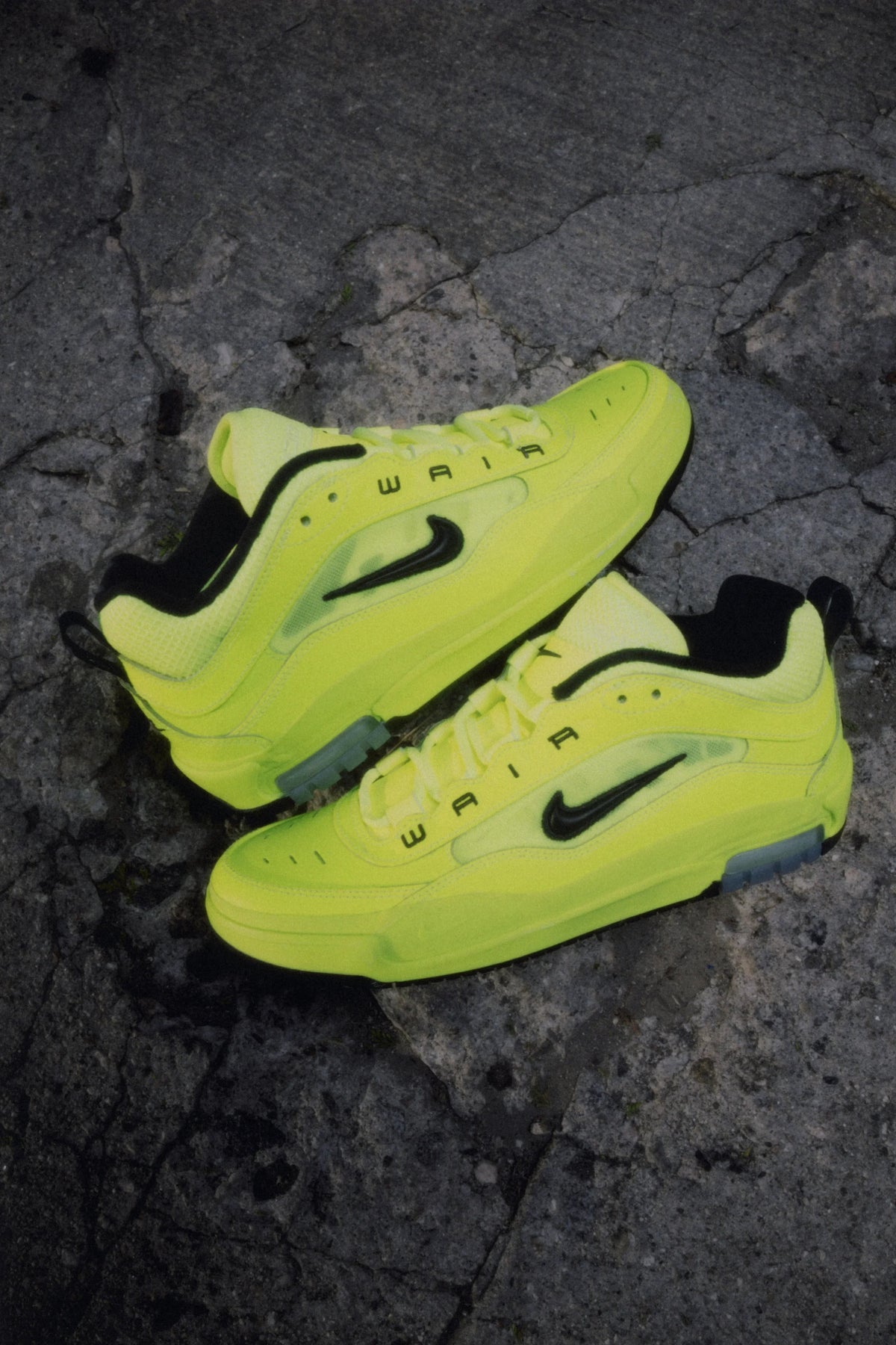Nike SB Air Max Ishod "Volt" Skate Shoes