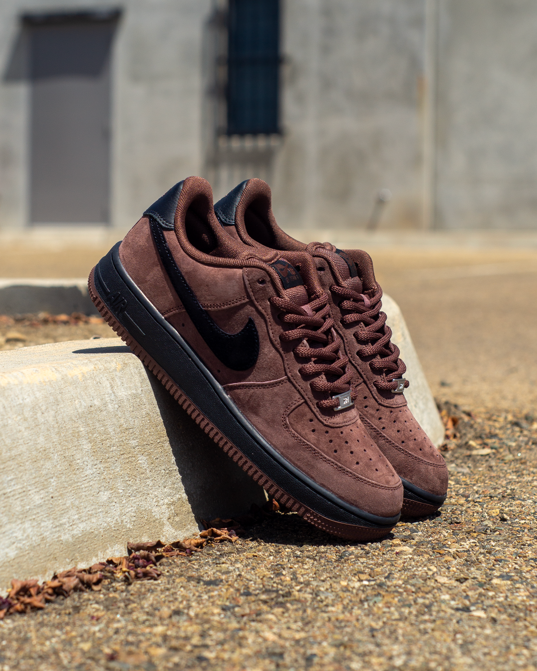 Nike SB Air Force 1 'AF-1' Skate Shoes (Light Chocolate/Black)