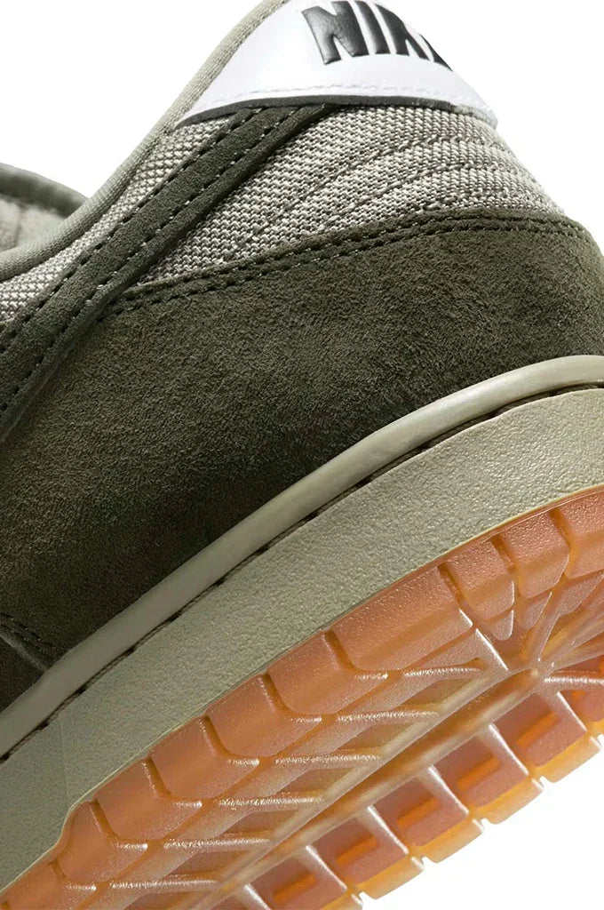 Nike SB Dunk Low Pro B "Sequoia" Skate Shoes