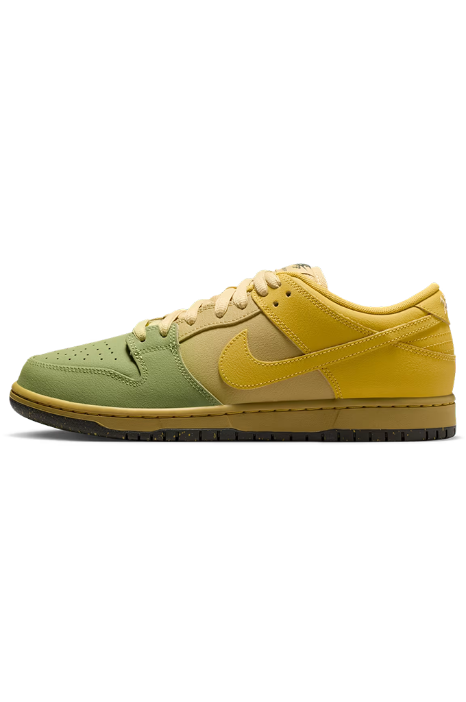 Nike SB Dunk Low Pro "Hatch Chile" Skate Shoes (Saffron Quartz/Pear)
