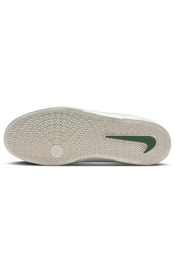 Nike SB Malor Skate Shoes