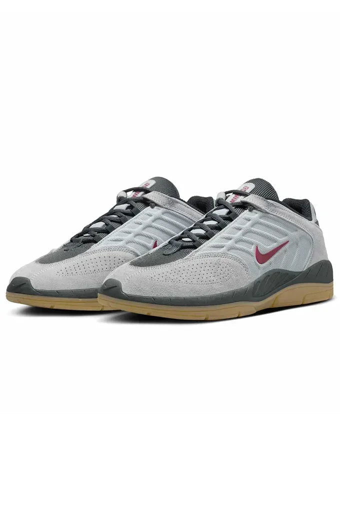 Nike SB Vertebrae TE Skate Shoes
