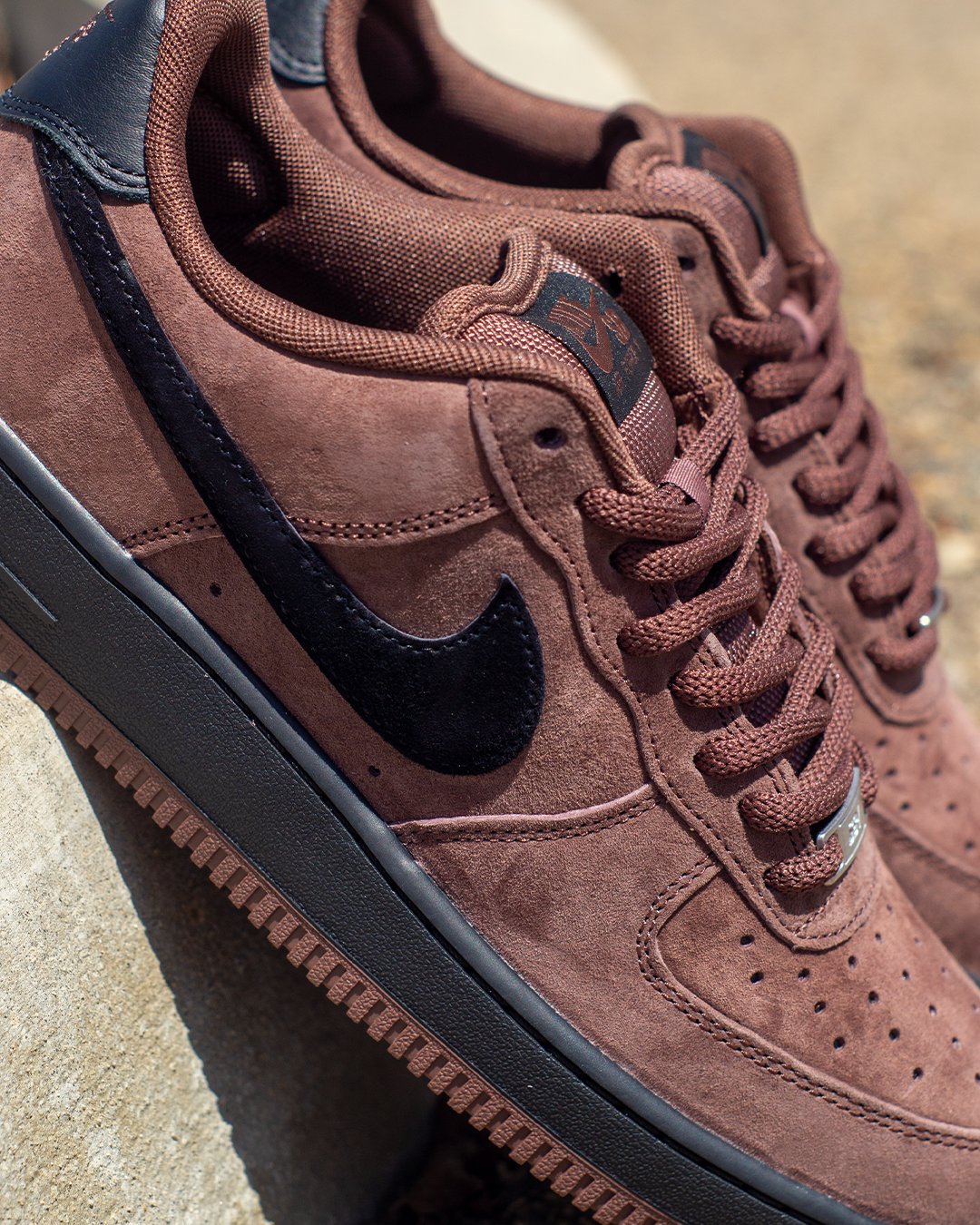 Nike SB Air Force 1 'AF-1' Skate Shoes (Light Chocolate/Black)